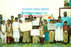 2017-09-18-17-18-38-756