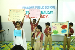 2017-09-18-17-22-23-039